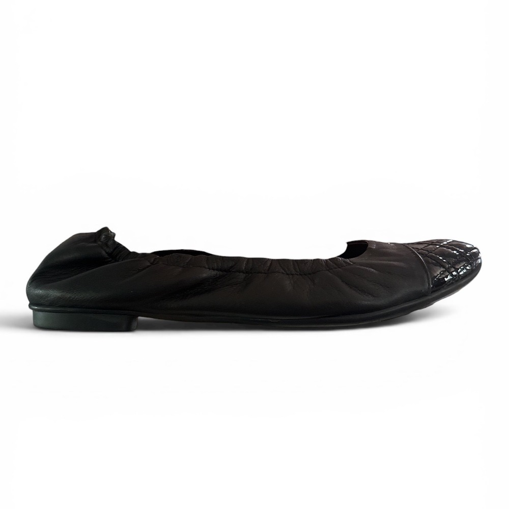 AGL Leather Cap Toe Ballet Flats Size 40